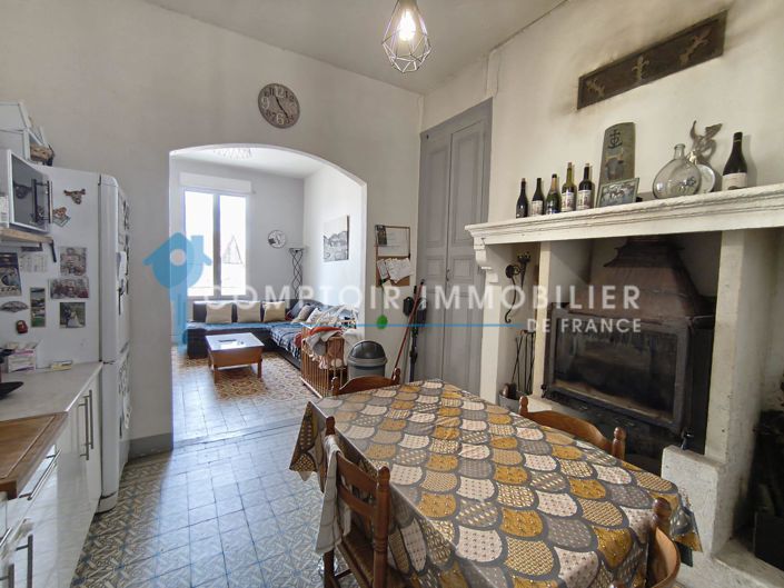 Image No.5-2 Bed House for sale