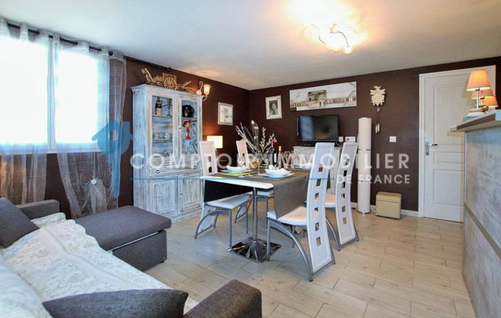 Image No.10-2 Bed House for sale