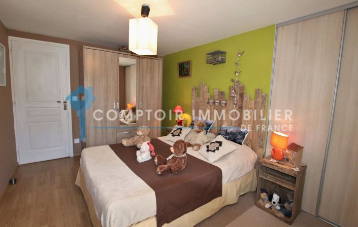 Image No.20-2 Bed House for sale