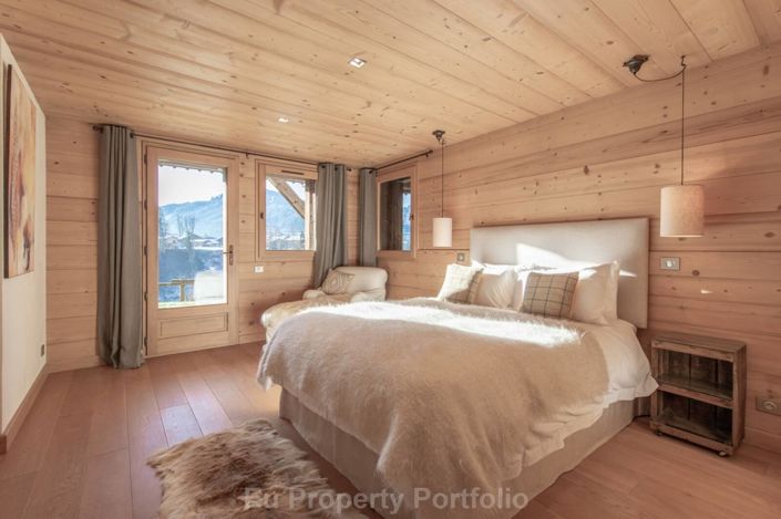 Image No.18-5 Bed House for sale