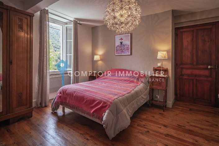 Image No.5-3 Bed House for sale