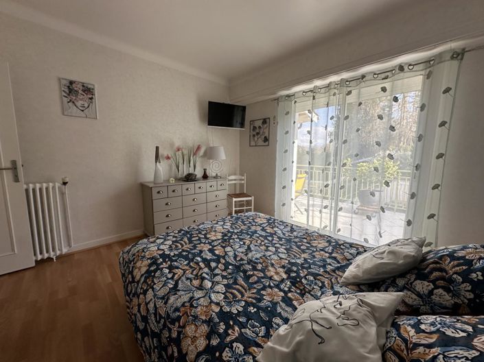 Image No.13-3 Bed House for sale