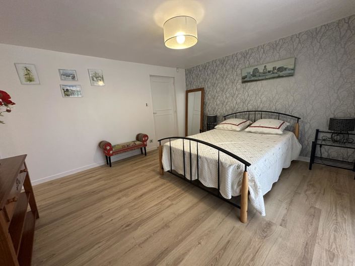 Image No.15-3 Bed House for sale