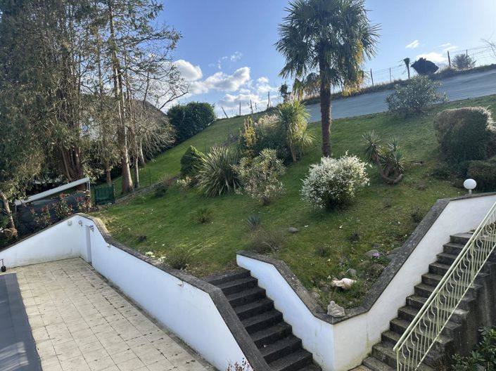 Image No.18-3 Bed House for sale