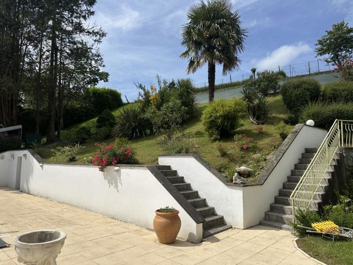 Image No.2-3 Bed House for sale