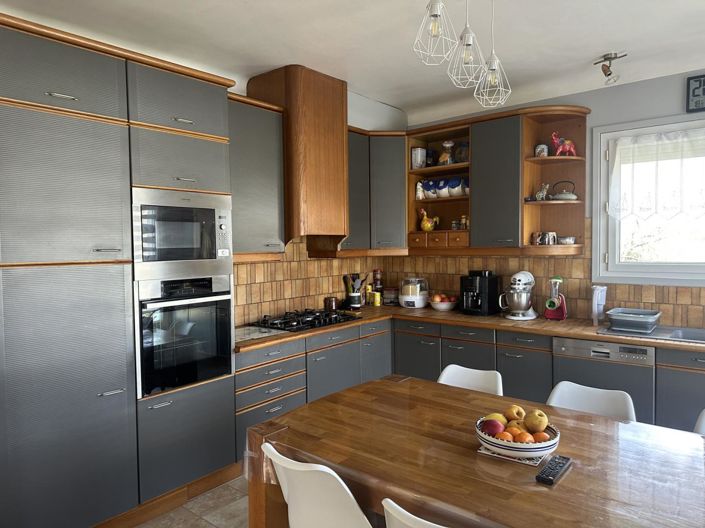 Image No.7-3 Bed House for sale