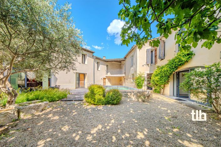 Image No.1-5 Bed House for sale