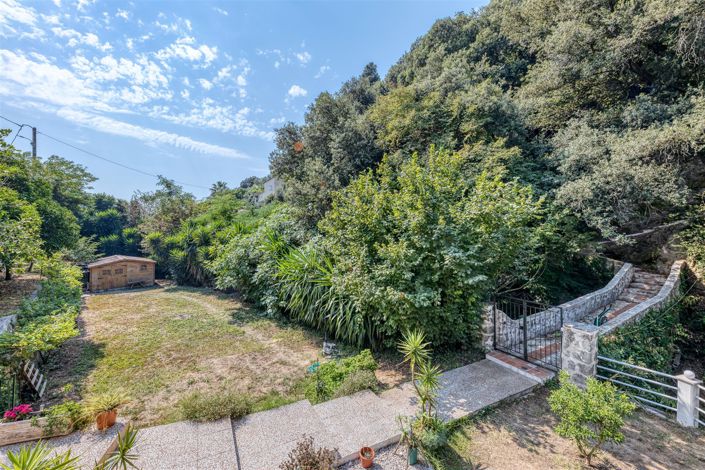 Image No.19-4 Bed House for sale