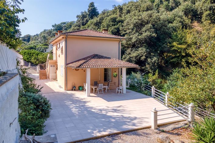 Image No.28-4 Bed House for sale