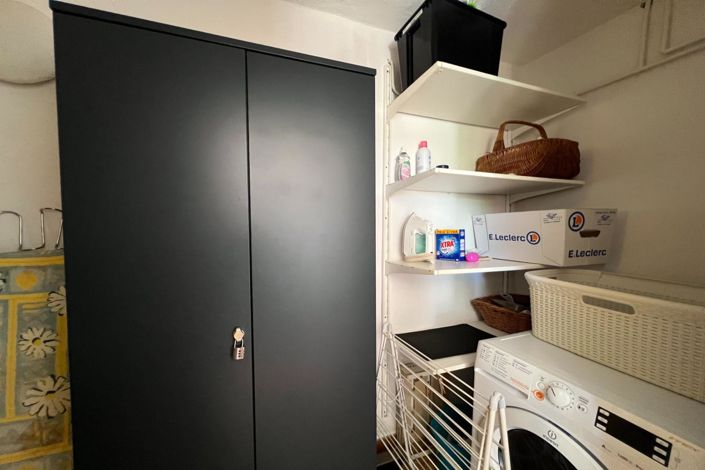 Image No.13-2 Bed House for sale