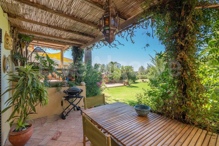 Image No.13-4 Bed House for sale