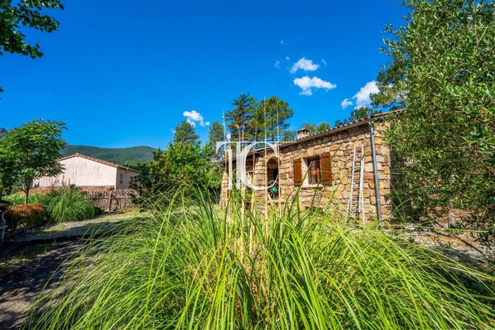 Image No.17-3 Bed House for sale