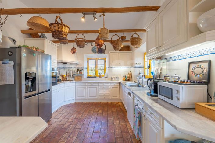 Image No.13-3 Bed House for sale