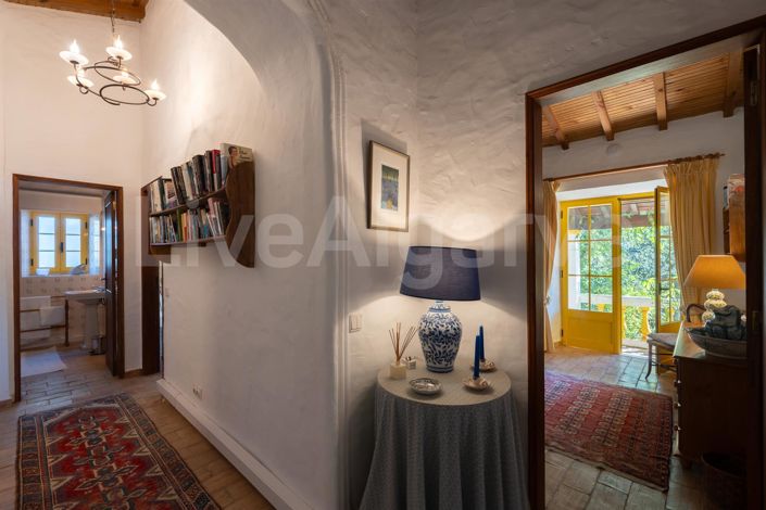 Image No.30-3 Bed House for sale