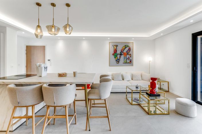 Image No.2-Appartement de 2 chambres à vendre à Saint-Tropez