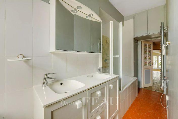 Image No.8-Maison de 6 chambres à vendre à Versailles