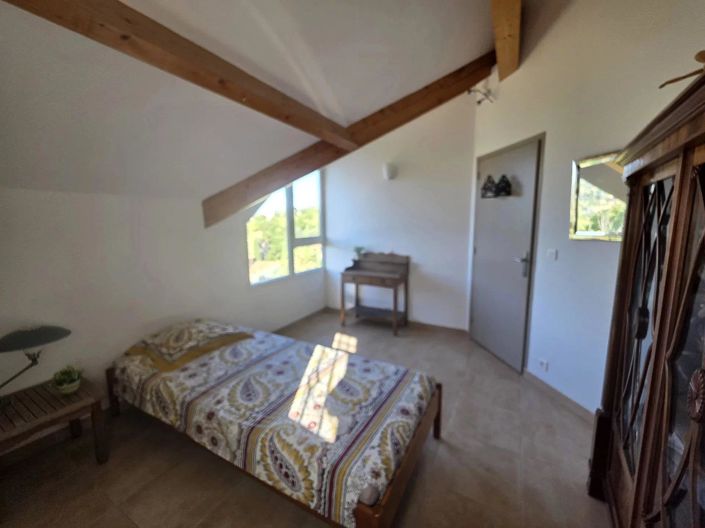 Image No.15-4 Bed House for sale