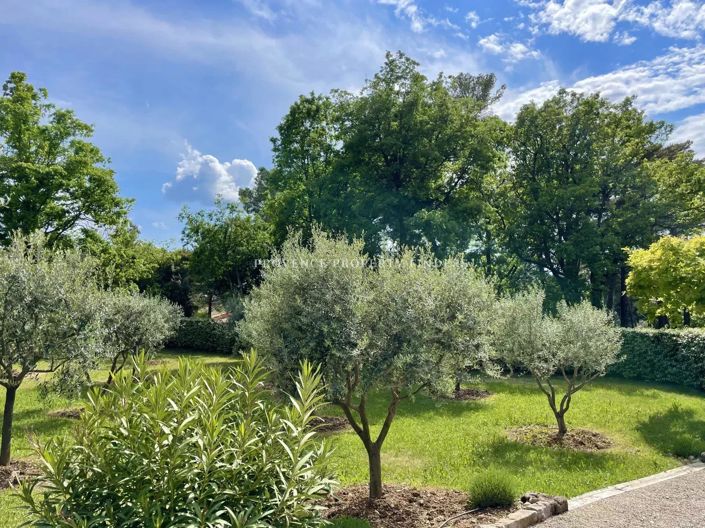 Image No.8-3 Bed House for sale