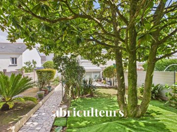 1 - Saint-Nazaire, House