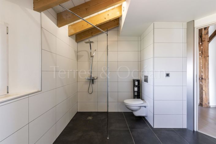 Image No.12-6 Bed House for sale