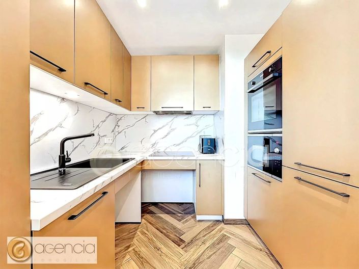 Image No.10-Appartement de 2 chambres à vendre à Cannes