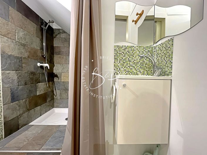 Image No.5-House for sale