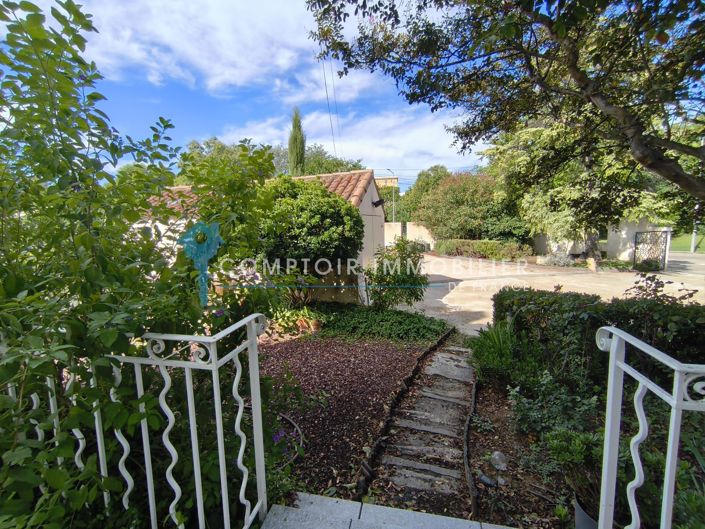 Image No.10-4 Bed House for sale