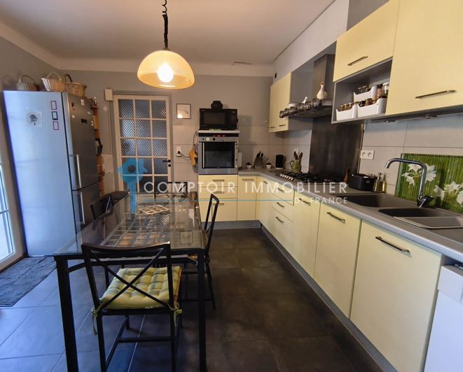 Image No.6-4 Bed House for sale