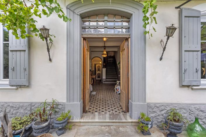 Image No.3-6 Bed House for sale