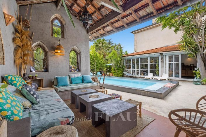 Image No.4-6 Bed House for sale