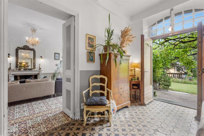 Image No.7-6 Bed House for sale