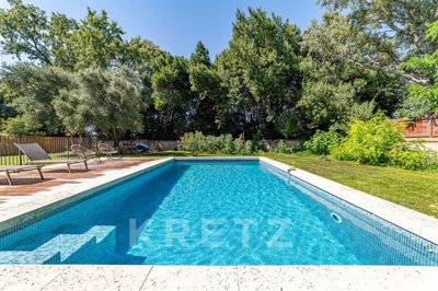 1 - Aimargues, House