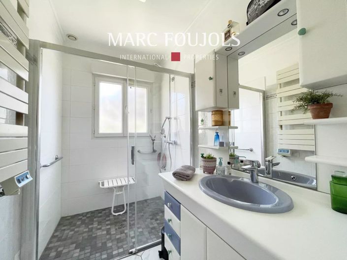 Image No.11-7 Bed House for sale