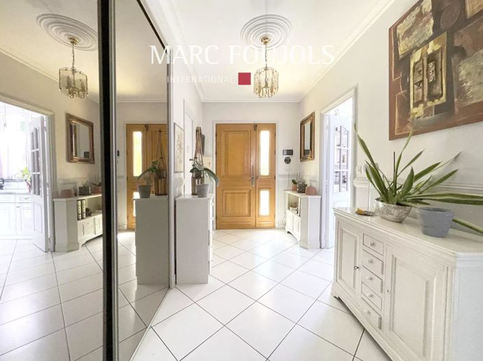 Image No.9-7 Bed House for sale