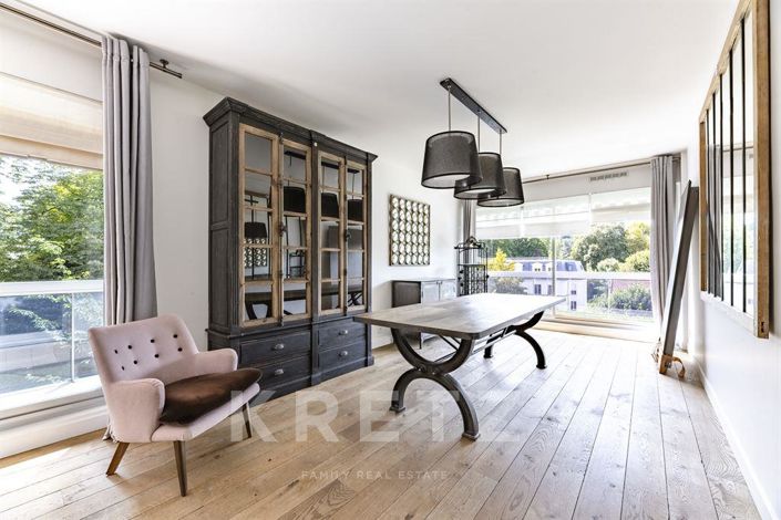 Image No.3-3 Bed Apartment for sale