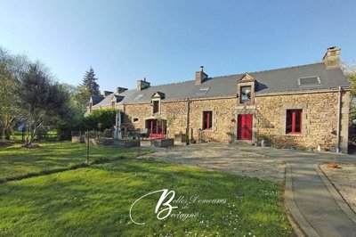 1 - Vannes, House