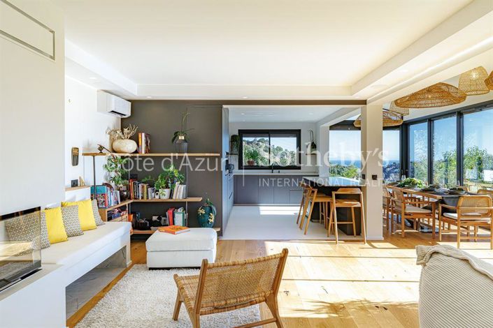 Image No.3-5 Bed Property for sale