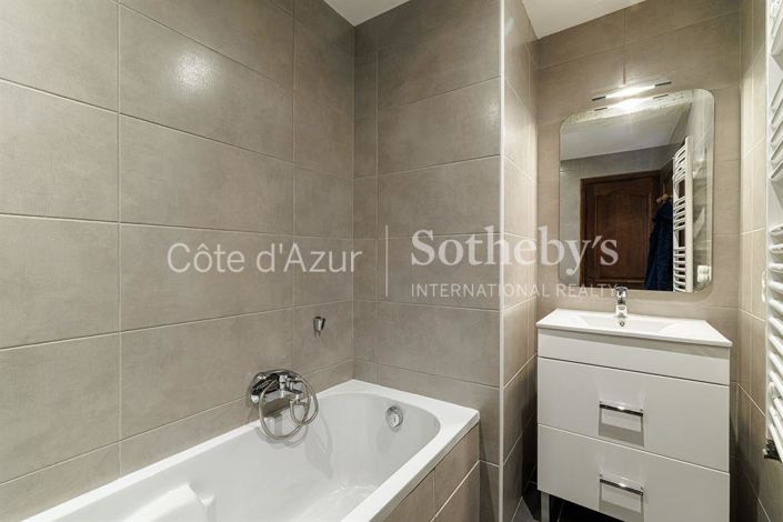 Image No.16-4 Bed House for sale