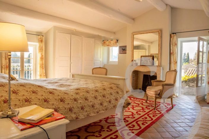 Image No.15-8 Bed House for sale