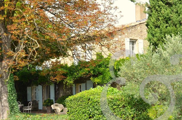 Image No.2-8 Bed House for sale