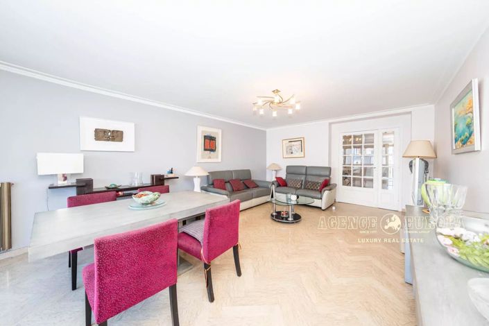 Image No.7-Appartement de 2 chambres à vendre à Juan-les-Pins