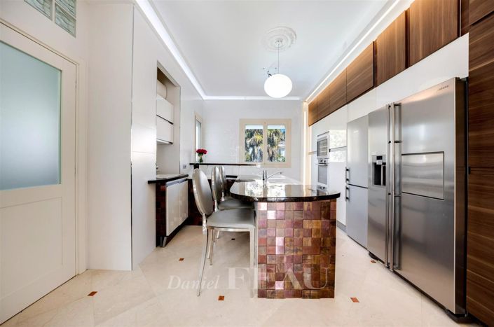 Image No.12-Maison de 7 chambres à vendre à Bouches-du-Rhône