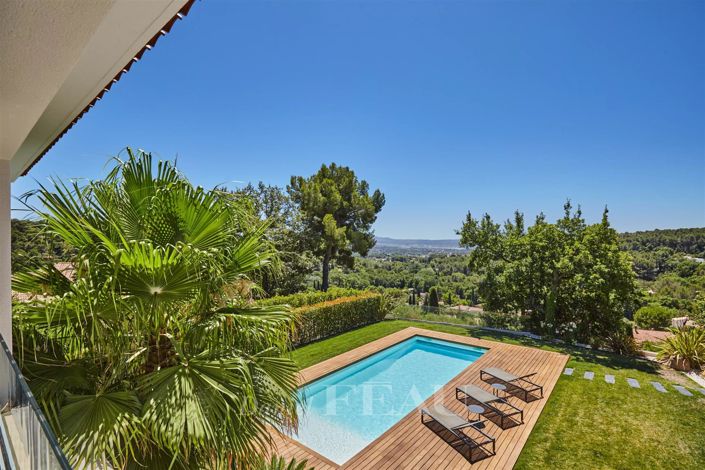 Image No.12-4 Bed House for sale