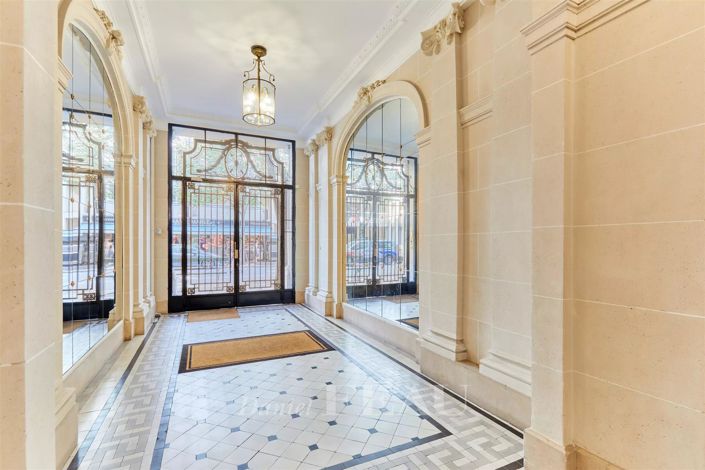 Image No.9-Appartement de 2 chambres à vendre à Paris