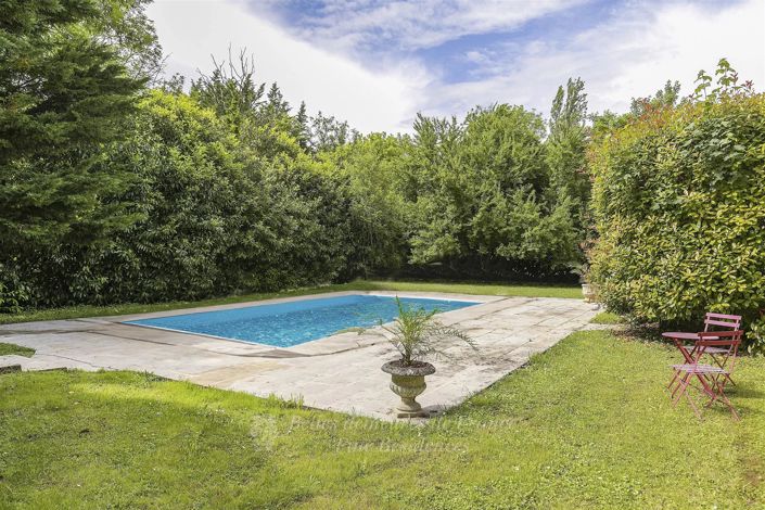 Image No.24-10 Bed House for sale