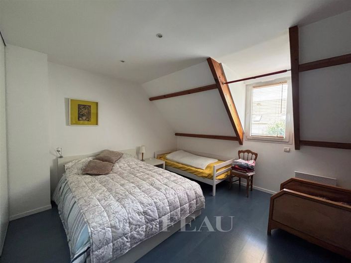 Image No.16-5 Bed House for sale