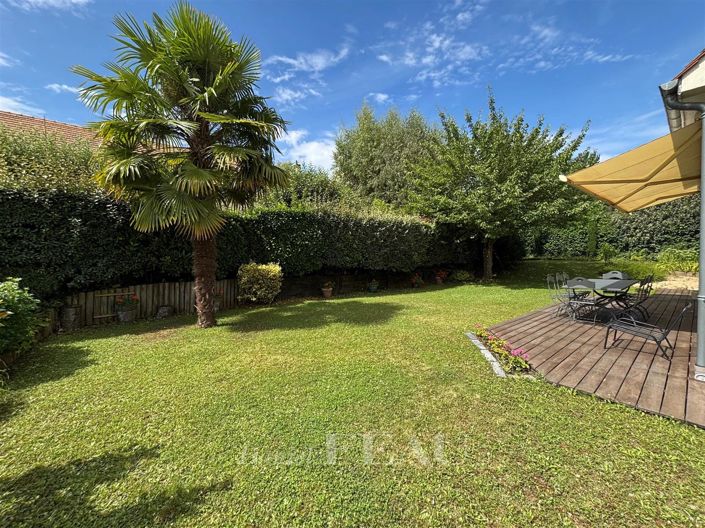 Image No.2-5 Bed House for sale