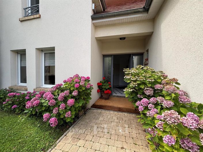 Image No.3-5 Bed House for sale