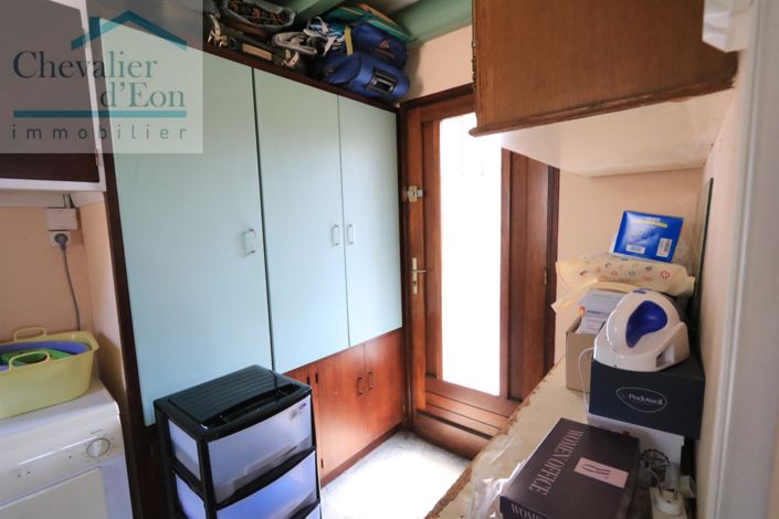 Image No.12-2 Bed House for sale