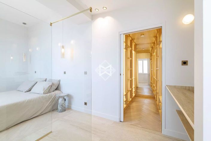 Image No.23-2 Bed Apartment for sale